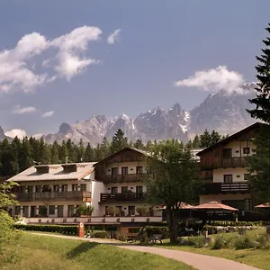 Rosapetra - Small Luxury Of The World Hotel Cortina dʼAmpezzo