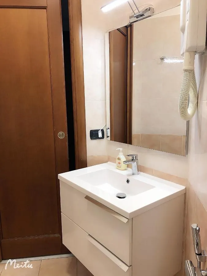 Romafullhouse Guesthouse Italië